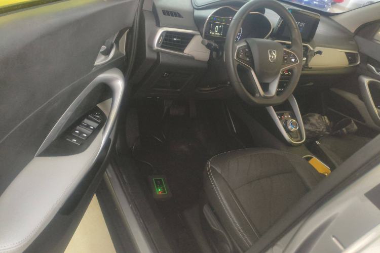 Used Baojun 510 2017 1.5L Automatic Fashion Model Driver Seat