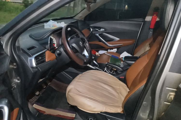 Used Baojun 510 2017 1.5L Manual Luxury Model Driver Seat