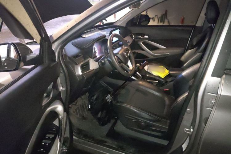 Used Baojun 510 2017 1.5L Manual Fashion Model Driver Seat
