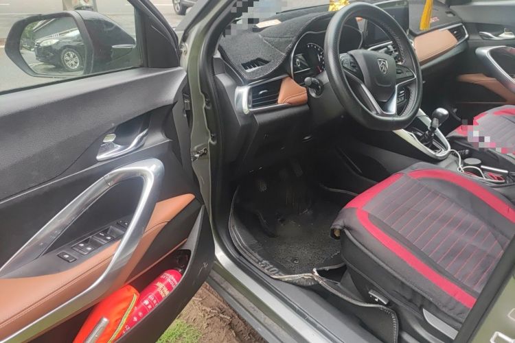 Used Baojun 510 2017 1.5L Manual Luxury Model Driver Seat