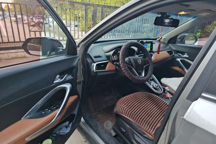 Used Baojun 510 2017 1.5L Automatic Luxury Model Driver Seat