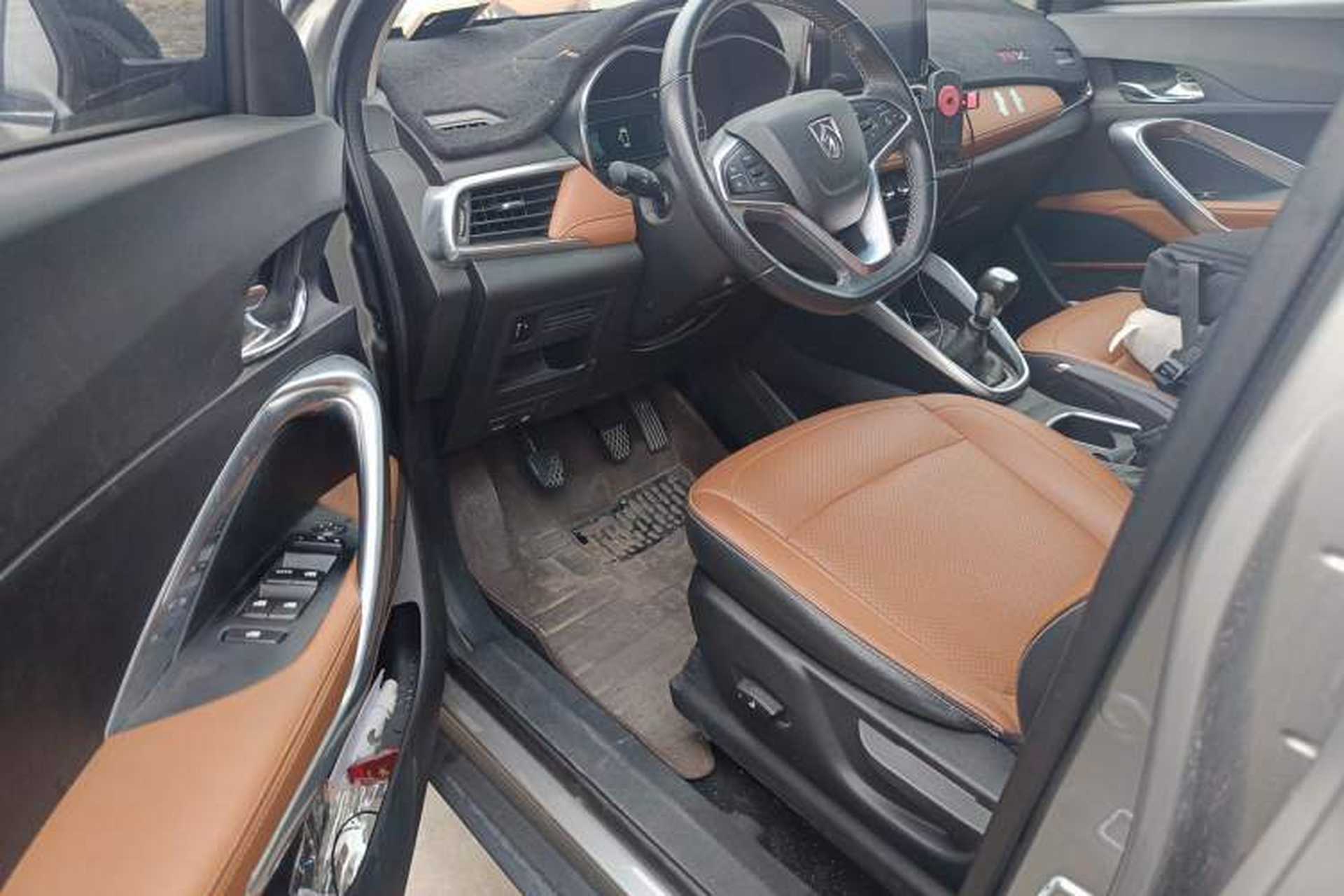 Used Baojun 510 2017 1.5L Manual Luxury Model Driver Seat