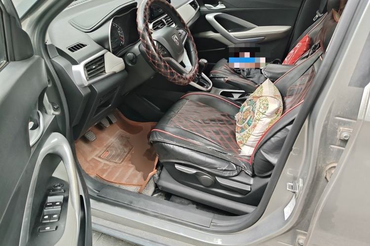 Used Baojun 510 2017 1.5L Manual Fashion Model Driver Seat