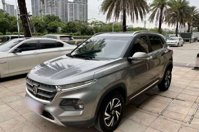 Ojetý Baojun 510 2017 1.5L Automatic Fashion Model