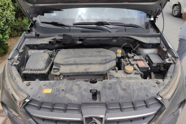 Used Baojun 510 2017 1.5L Manual Fashion Model Engine Bay
