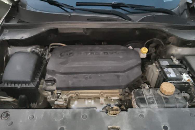 Used Baojun 510 2017 1.5L Manual Luxury Model Engine Bay