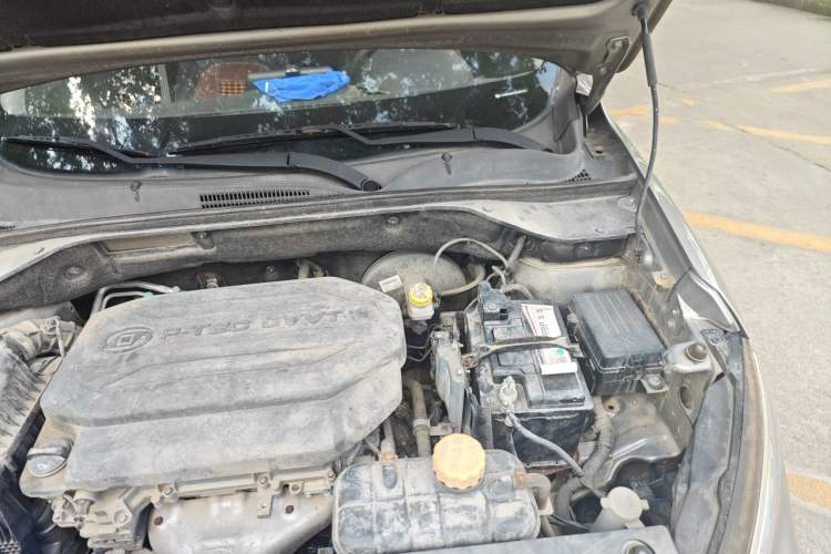 Used Baojun 510 2017 1.5L manual Comfort trim Engine Bay Left