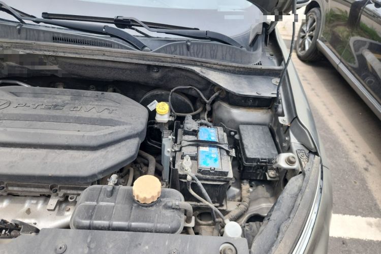 Used Baojun 510 2017 1.5L Manual Luxury Model Engine Bay Left