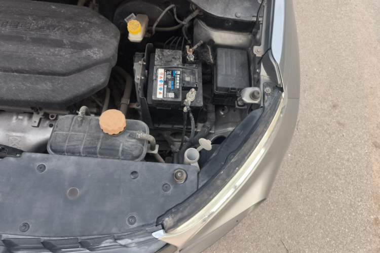 Used Baojun 510 2017 1.5L Manual Luxury Model Engine Bay Left