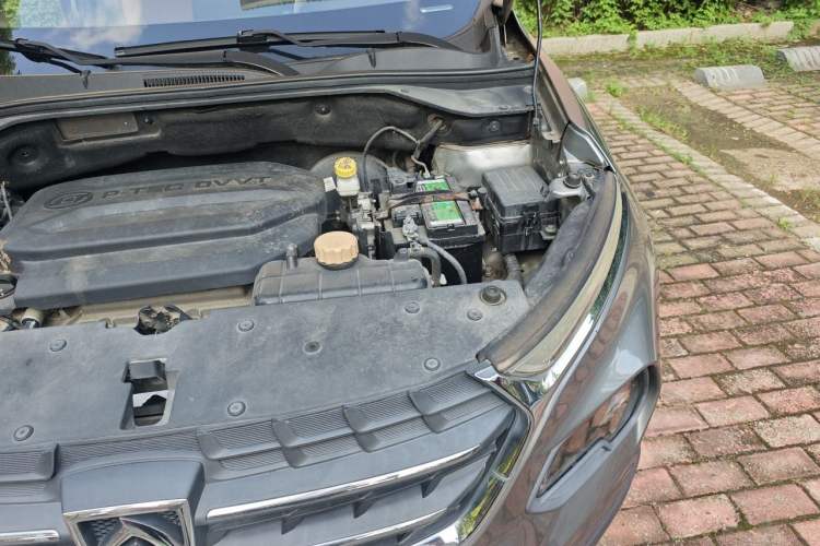 Used Baojun 510 2017 1.5L Automatic Luxury Model Engine Bay Left