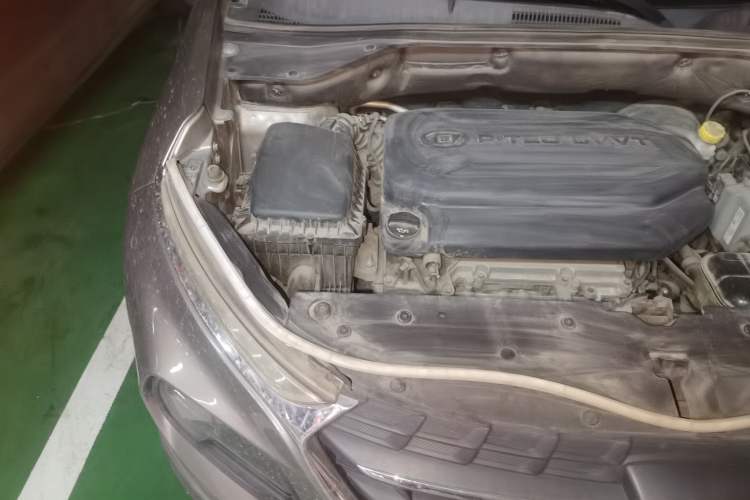 Used Baojun 510 2017 1.5L Manual Luxury Model Engine Bay Right