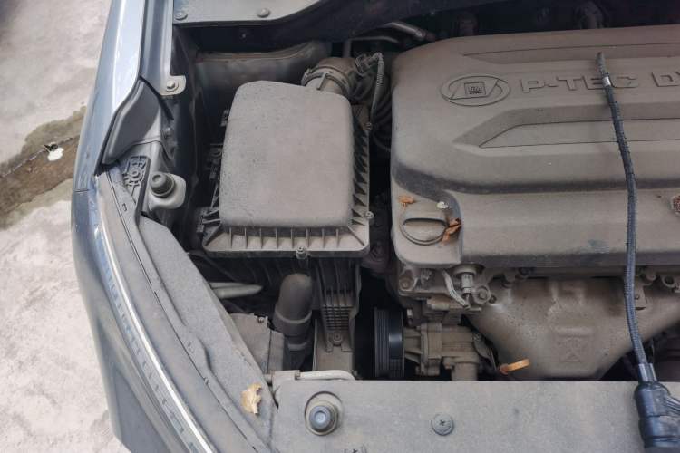 Used Baojun 510 2017 1.5L manual Comfort trim Engine Bay Right