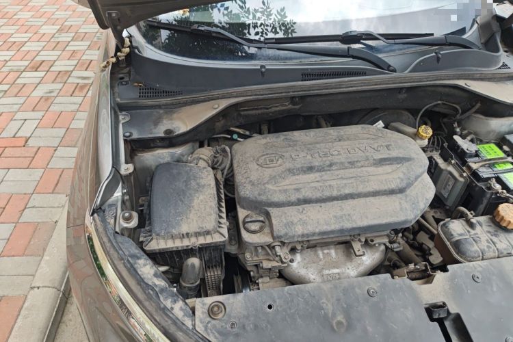 Used Baojun 510 2017 1.5L Manual Fashion Model Engine Bay Right