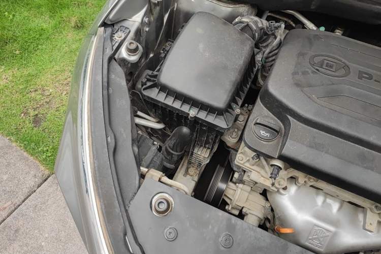 Used Baojun 510 2017 1.5L Manual Luxury Model Engine Bay Right