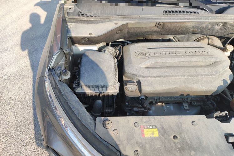 Used Baojun 510 2017 1.5L Manual Fashion Model Engine Bay Right