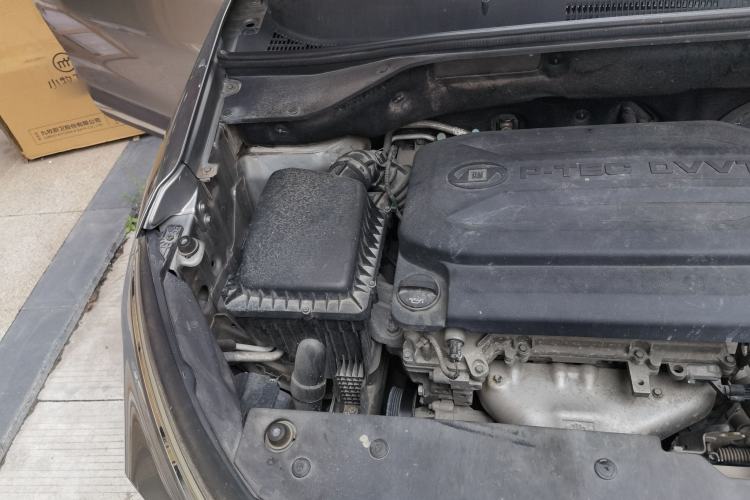 Used Baojun 510 2017 1.5L manual Comfort trim Engine Bay Right