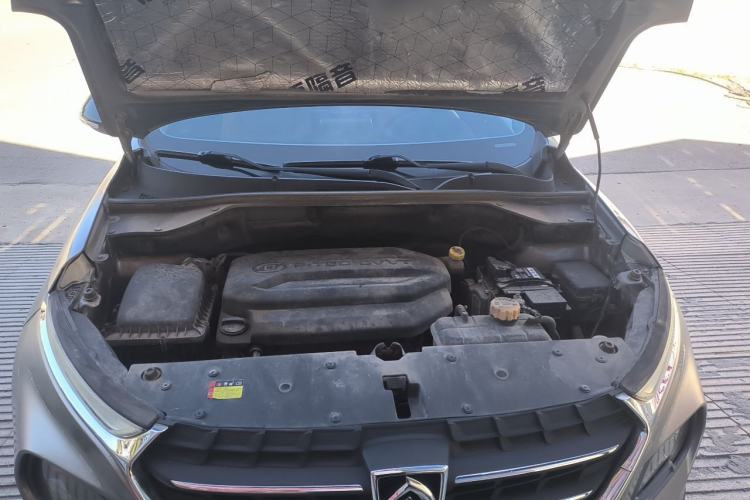Used Baojun 510 2017 1.5L Manual Luxury Model Engine Bay