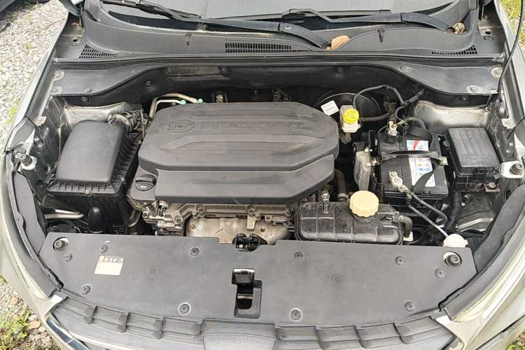Used Baojun 510 2017 1.5L Manual Luxury Model Engine Bay