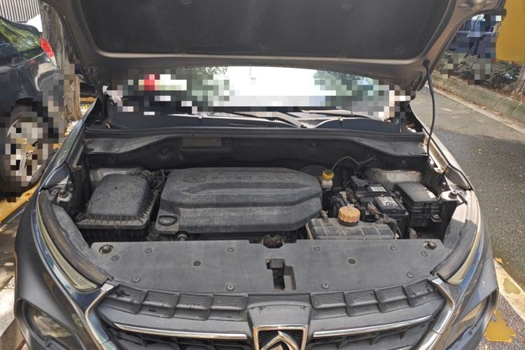 Used Baojun 510 2017 1.5L Automatic Luxury Model Engine Bay