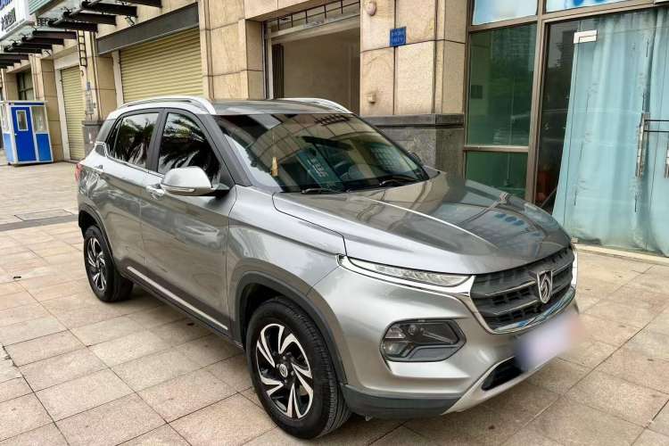 Used Baojun 510 2017 1.5L Automatic Fashion Model Exterior 1