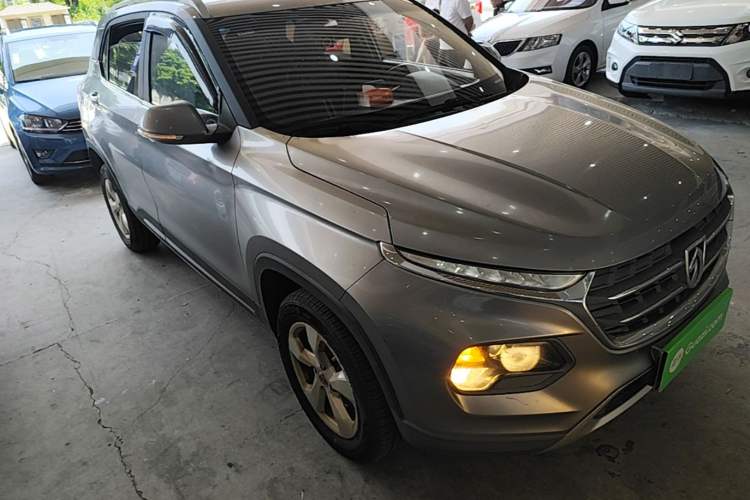 Used Baojun 510 2017 1.5L Automatic Fashion Model Exterior 1