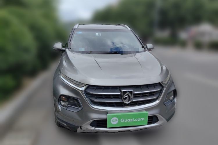 Used Baojun 510 2017 1.5L Manual Fashion Model Front