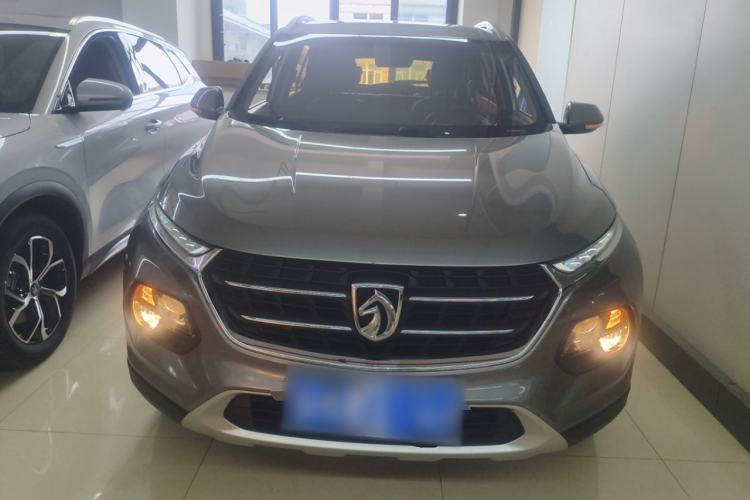 Used Baojun 510 2017 1.5L Automatic Fashion Model Front