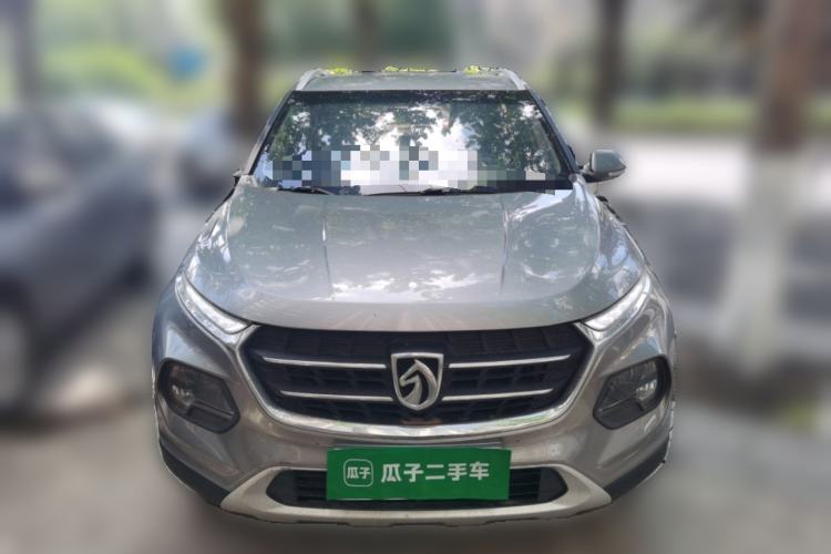 Used Baojun 510 2017 1.5L manual Comfort trim Front