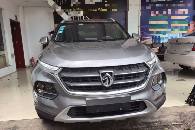 Used Baojun 510 2017 1.5L Manual Fashion Model Front