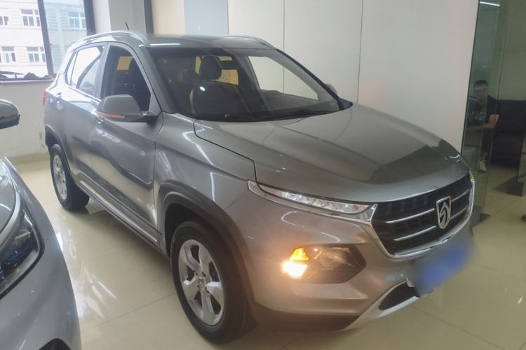 Used Baojun 510 2017 1.5L Automatic Fashion Model Front Right 45 Deg