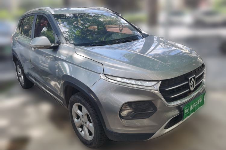 Used Baojun 510 2017 1.5L manual Comfort trim Front Right 45 Deg