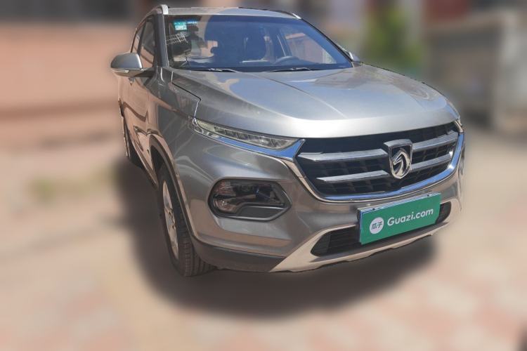 Used Baojun 510 2017 1.5L Manual Fashion Model Front Right 45 Deg