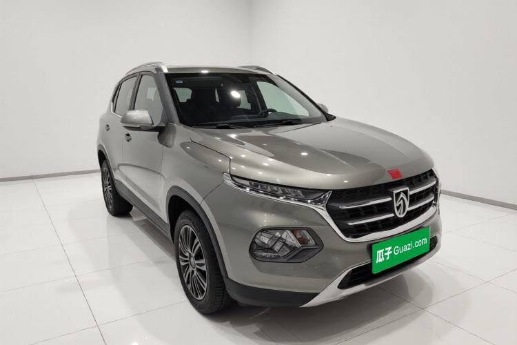 Used Baojun 510 2017 1.5L manual Comfort trim Front Right 45 Deg