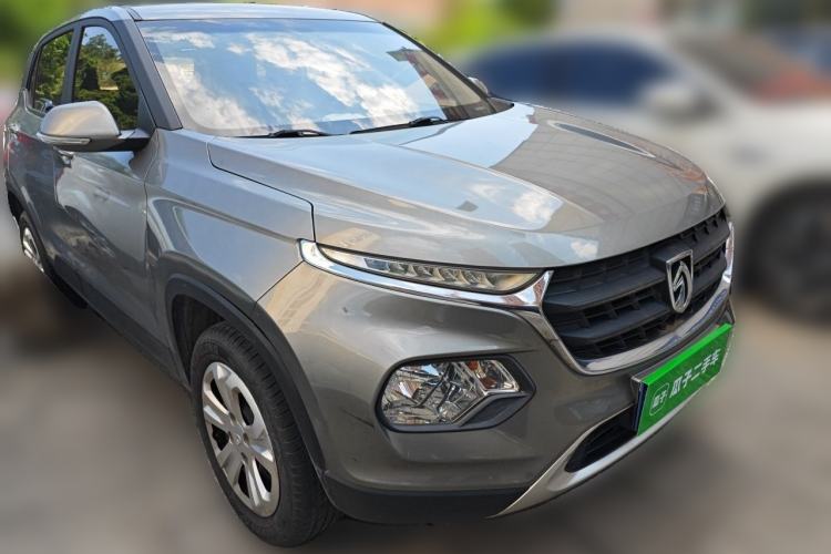 Used Baojun 510 2017 1.5L manual Comfort trim Front Right 45 Deg
