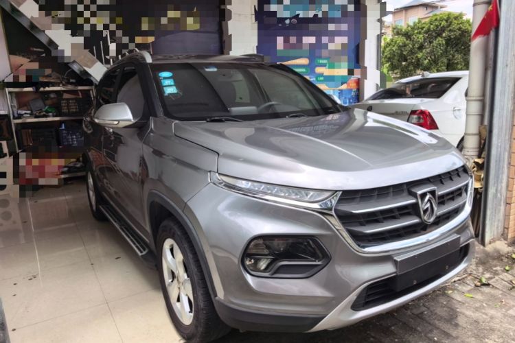 Used Baojun 510 2017 1.5L Manual Fashion Model Front Right 45 Deg