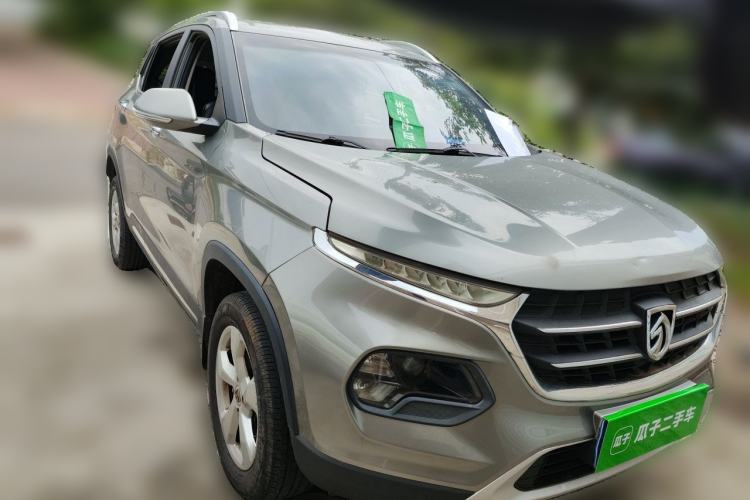 Used Baojun 510 2017 1.5L Manual Fashion Model Front Right 45 Deg