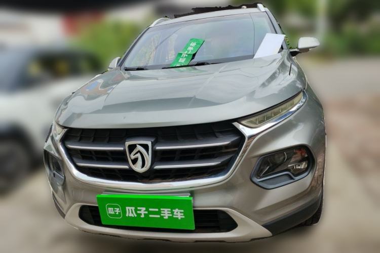 Used Baojun 510 2017 1.5L Manual Fashion Model Front