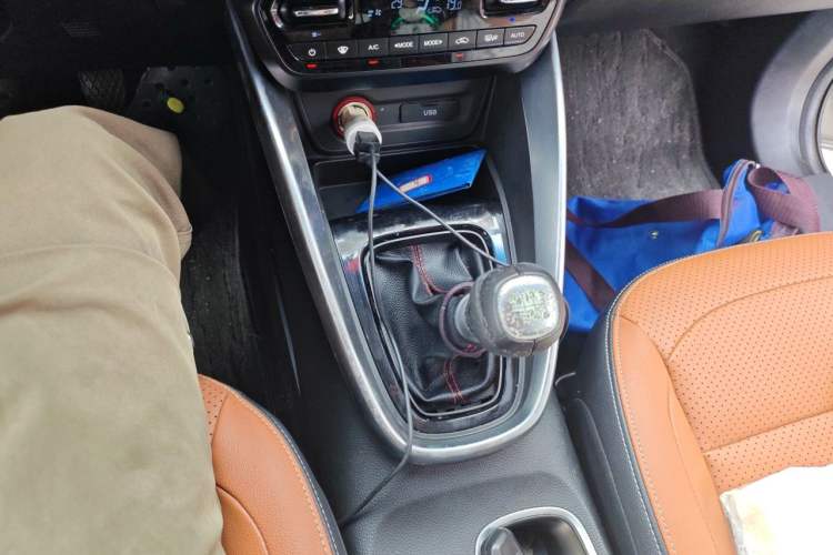 Used Baojun 510 2017 1.5L Manual Luxury Model Gear Lever
