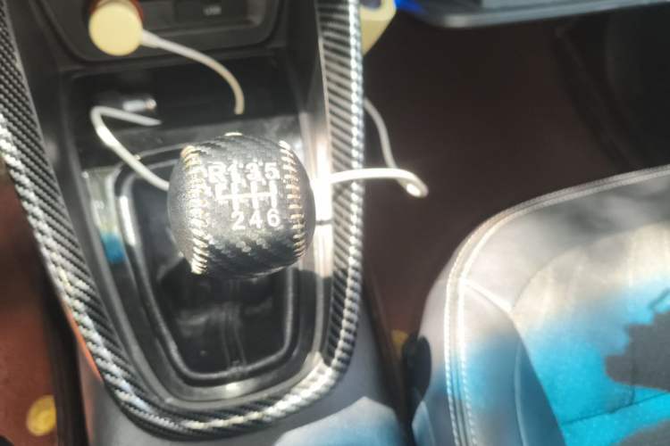 Used Baojun 510 2017 1.5L Manual Fashion Model Gear Lever