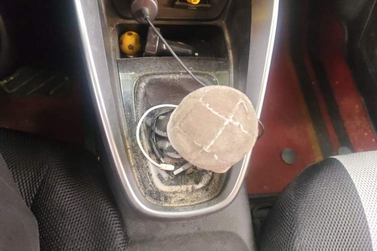 Used Baojun 510 2017 1.5L Manual Fashion Model Gear Lever