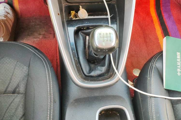 Used Baojun 510 2017 1.5L Manual Fashion Model Gear Lever