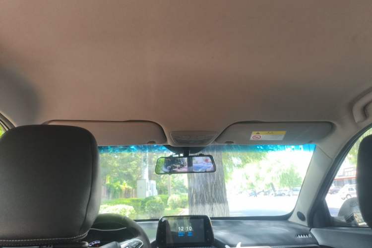 Used Baojun 510 2017 1.5L Manual Fashion Model Headliner
