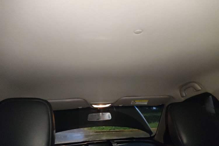 Used Baojun 510 2017 1.5L Manual Fashion Model Headliner