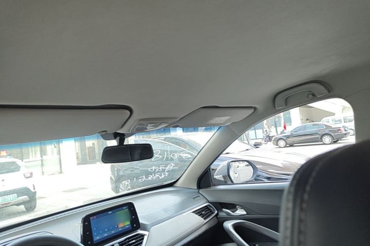 Used Baojun 510 2017 1.5L Automatic Fashion Model Headliner