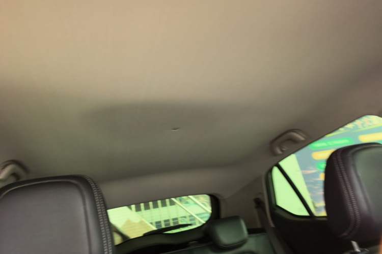 Used Baojun 510 2017 1.5L Manual Fashion Model Headliner