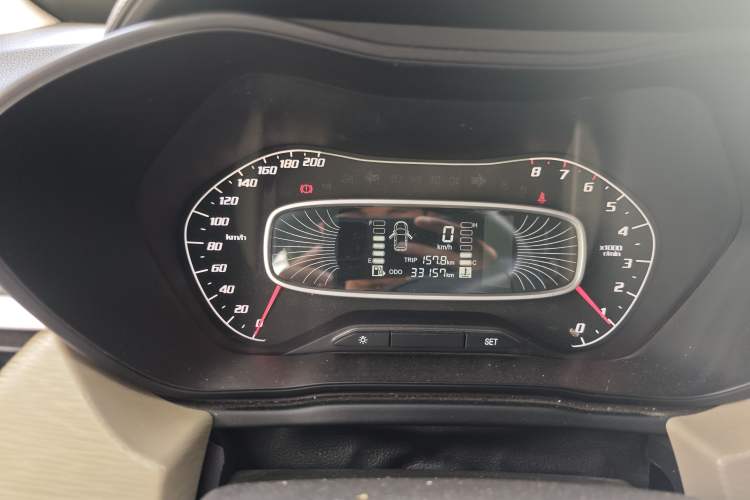 Used Baojun 510 2017 1.5L manual Comfort trim Instrument Cluster
