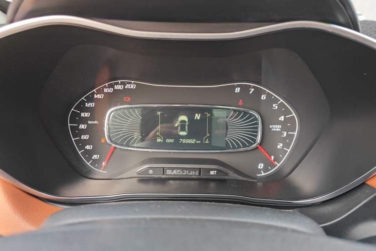 Used Baojun 510 2017 1.5L Automatic Luxury Model Instrument Cluster