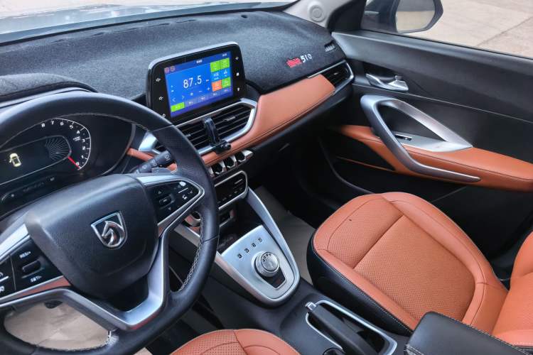 Used Baojun 510 2017 1.5L Automatic Luxury Model Interior 4