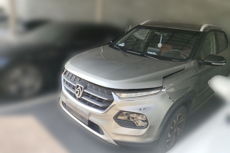 Baojun 510 2017 1.5L Manual Luxury Model usata Guazi used car, China used car export, Used car for sale, Used cars, Cheapest cars for sale