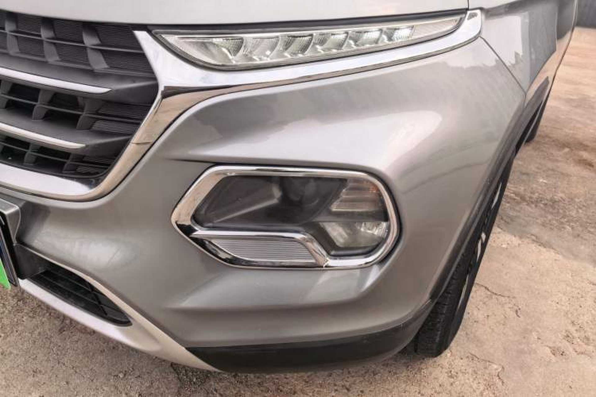 Used Baojun 510 2017 1.5L Automatic Luxury Model Left Front Headlight